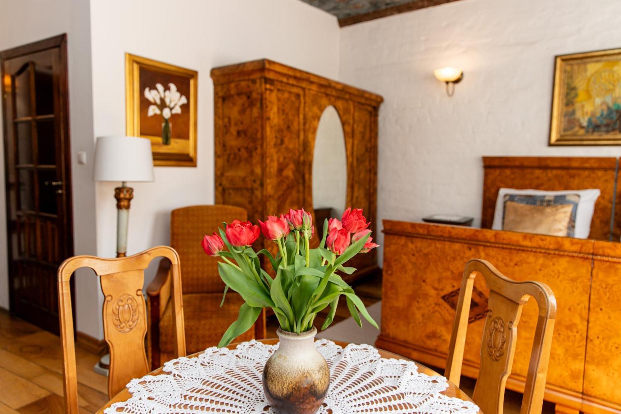 Apartamenty Molus Na Rynku Staromiejskim Thorn Exterior foto
